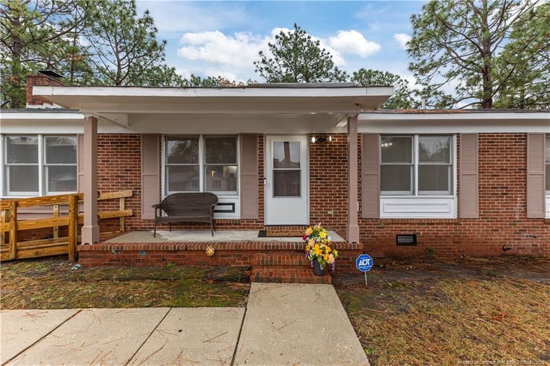 309 Brass Ct, Fayetteville, NC 28311