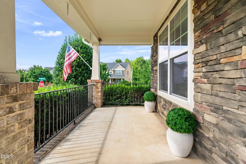 309 Capeside Ave, Holly Springs, NC 27540