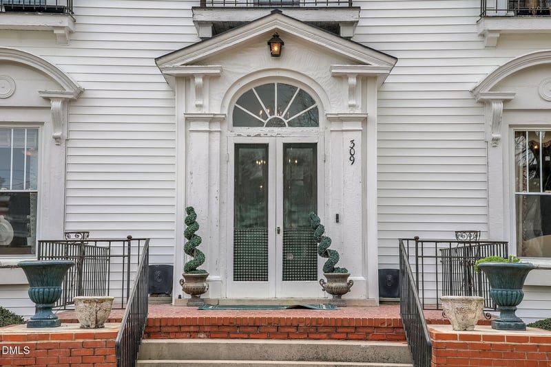 309 Divine St, Dunn, NC 28334