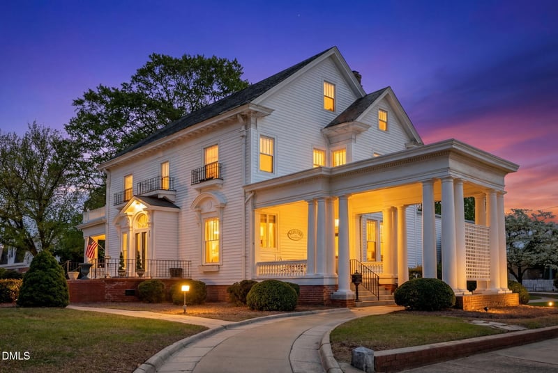 309 Divine St, Dunn, NC 28334