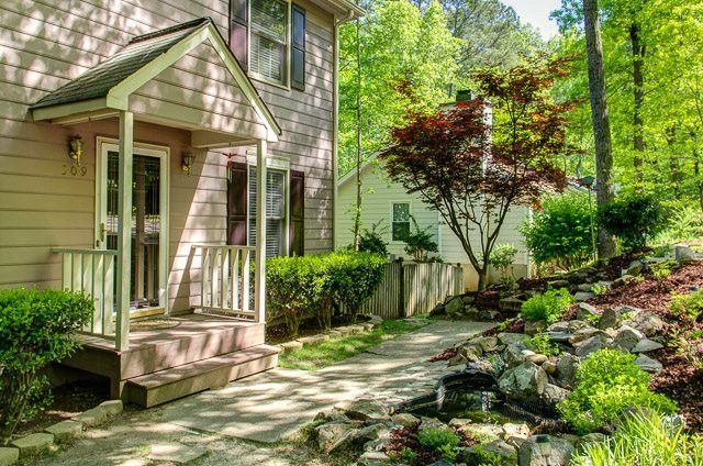 309 Forbush Mountain Dr, Chapel Hill, NC 27514