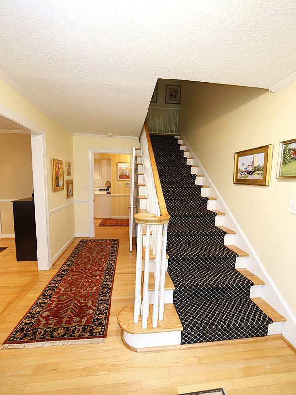 309 Foxhall St, Raleigh, NC 27609