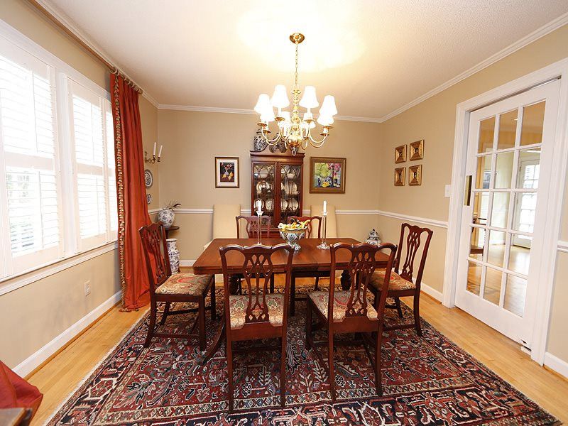 309 Foxhall St, Raleigh, NC 27609