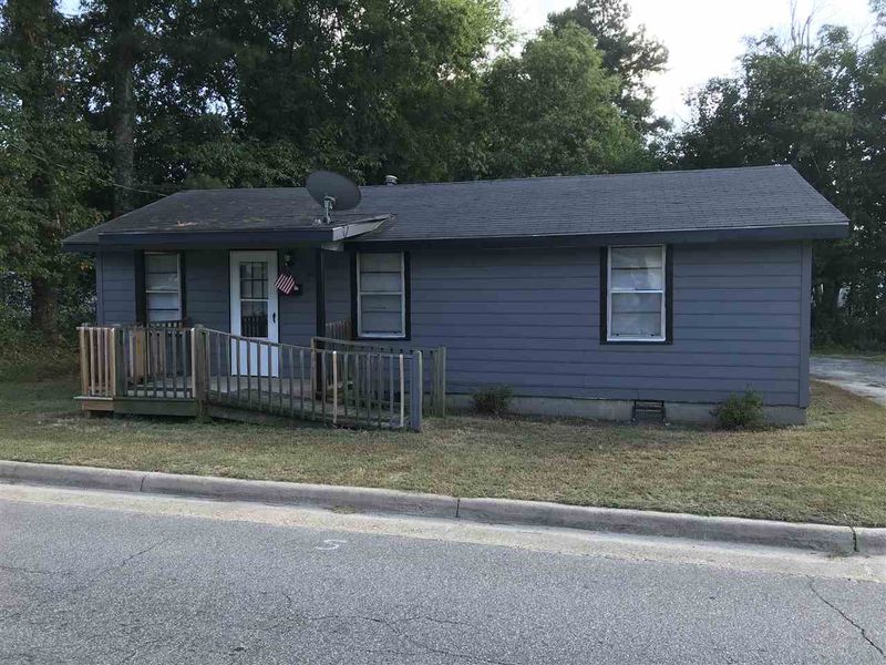 309 W Granville St, Dunn, NC 28334