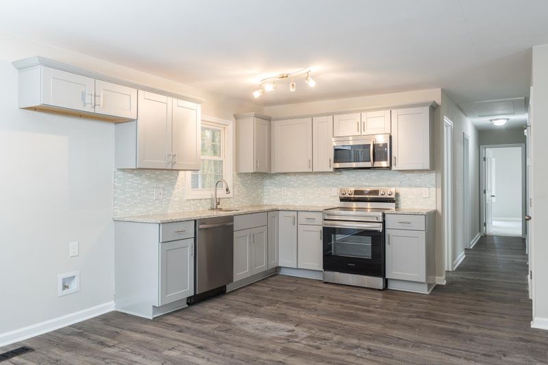 309 Grovemont Rd, Raleigh, NC 27603