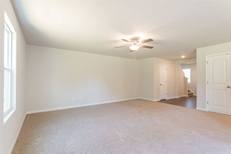 309 Gusty Ln, Zebulon, NC 27597