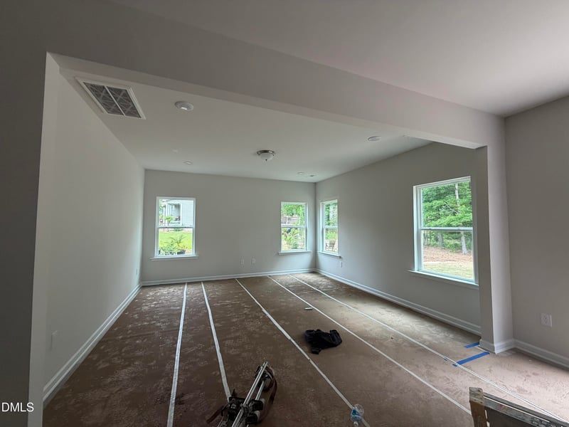 309 Hemlock Dr, Sanford, NC 27330