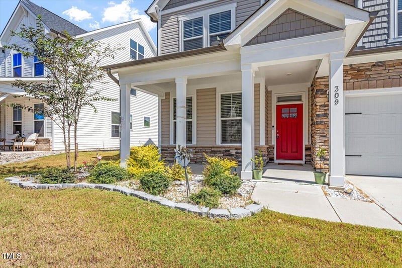 309 Highland Forest Dr, Fuquay Varina, NC 27526