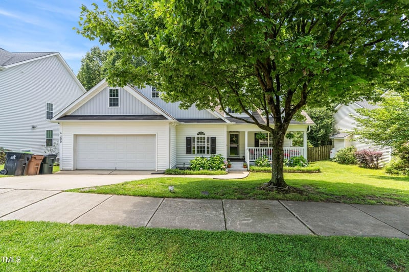 309 Holly Thorn, Holly Springs, NC 27540
