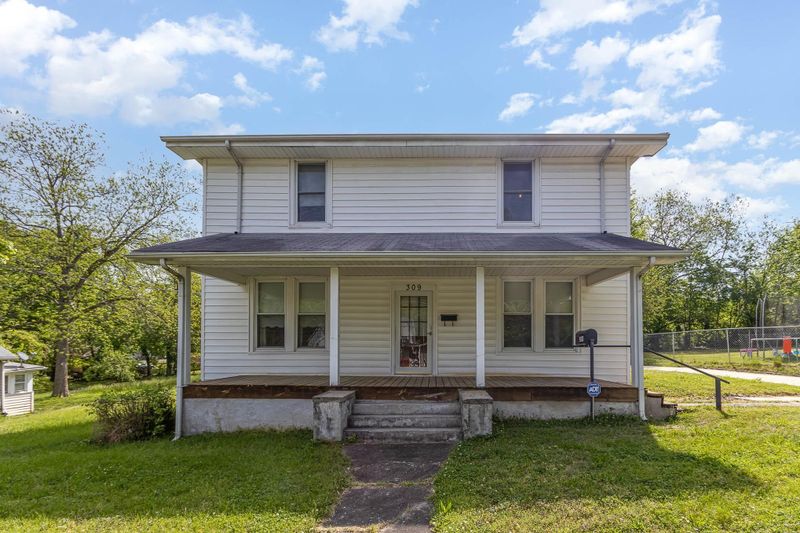 309 Lakeside Ave, Burlington, NC 27217