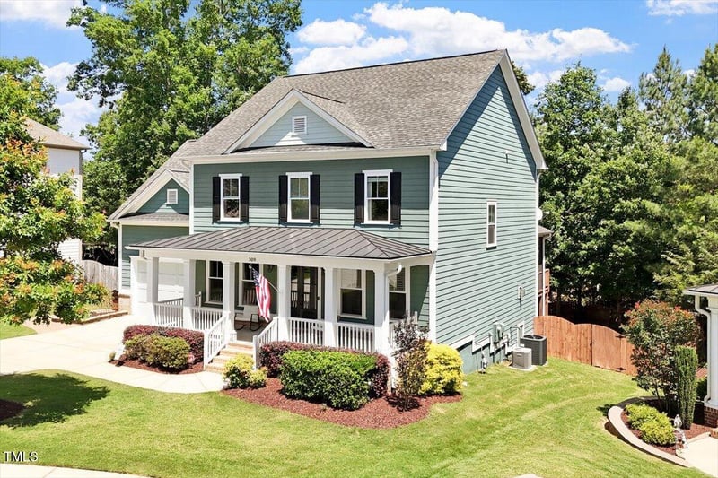 309 Larkhaven Pl, Apex, NC 27539
