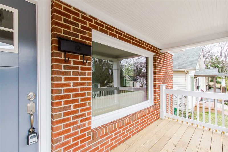 309 E Lee St, Raleigh, NC 27601