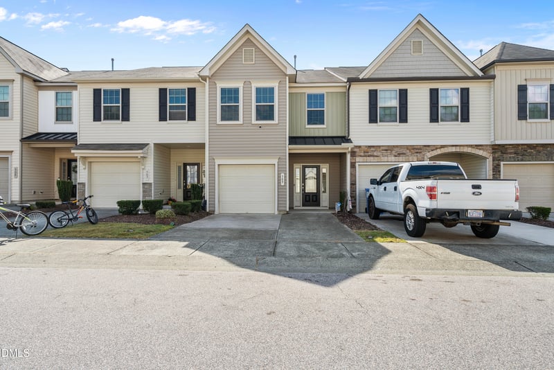 309 Leighann Ridge Ln, Rolesville, NC 27571