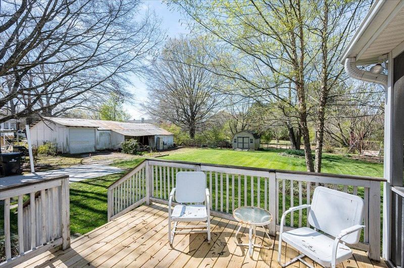 309 N Nassau St, Youngsville, NC 27596