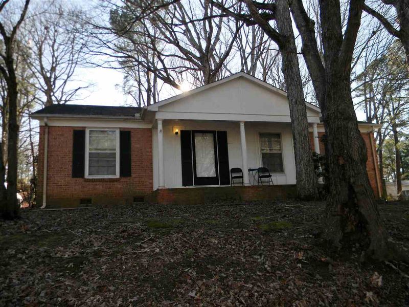 309 Northclift Dr, Raleigh, NC 27609