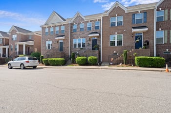 309 Old Mill Village Dr, Apex, NC 27502
