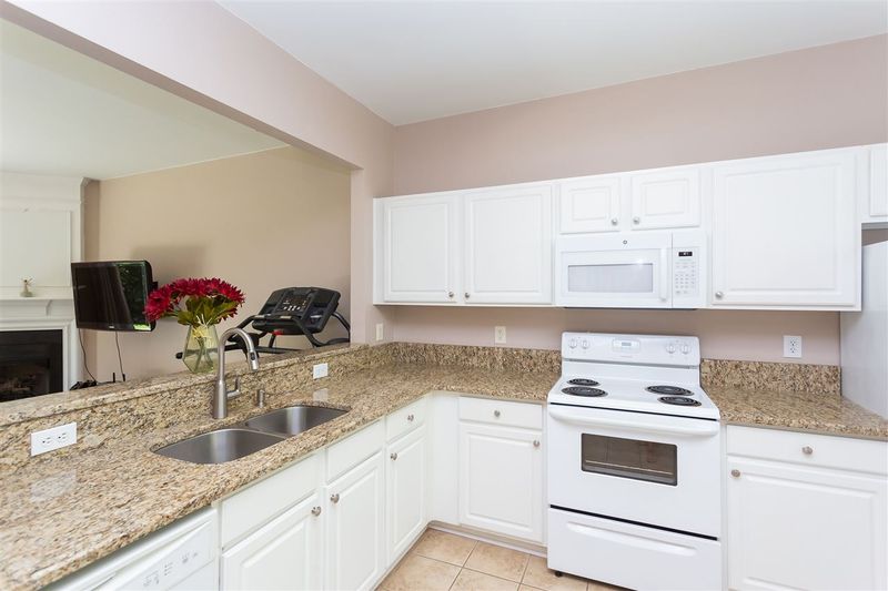 309 Orchard Park Dr, Cary, NC 27513