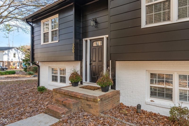 309 Penn Oak Cir, Raleigh, NC 27615