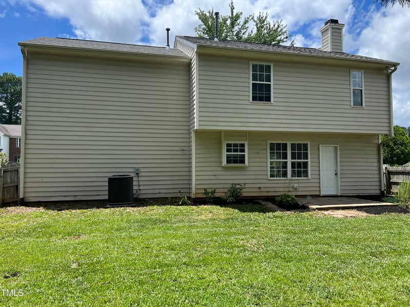 309 Ridge Lake Dr, Apex, NC 27539