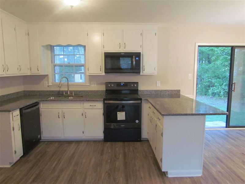 309 Robin Ln, Clayton, NC 27520