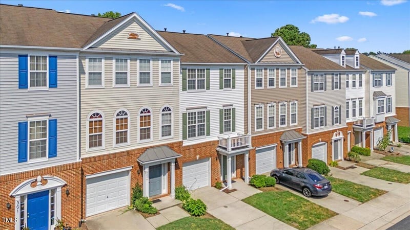 309 Ruby Walk Dr, Morrisville, NC 27560