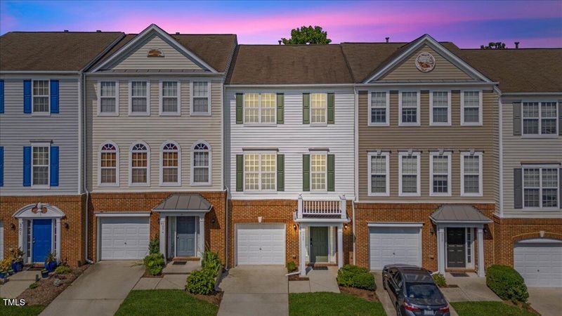 309 Ruby Walk Dr, Morrisville, NC 27560