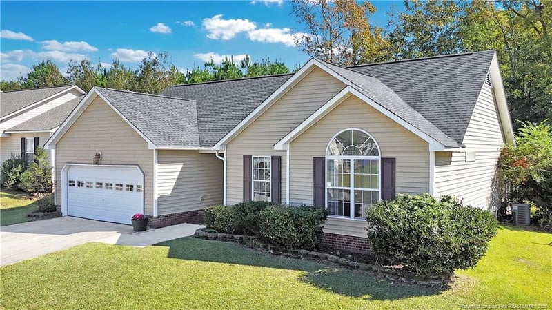 309 Sharpsburg Rd, Fayetteville, NC 28311