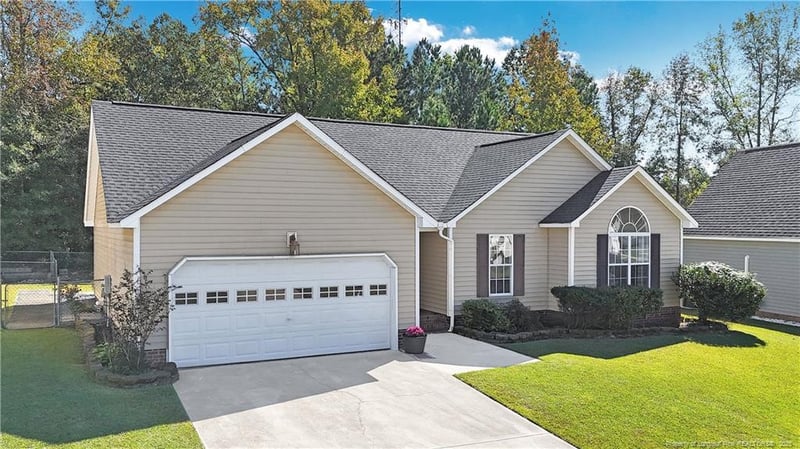 309 Sharpsburg Rd, Fayetteville, NC 28311
