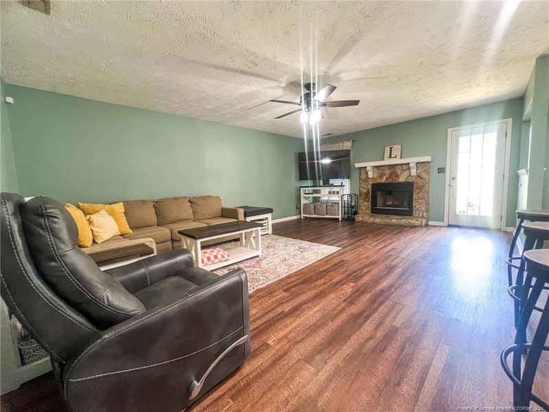 309 Sparrow Dr, Fayetteville, NC 28306