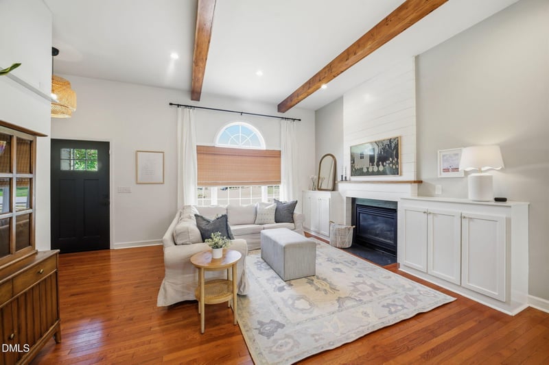 309 Springside Dr, Holly Springs, NC 27540
