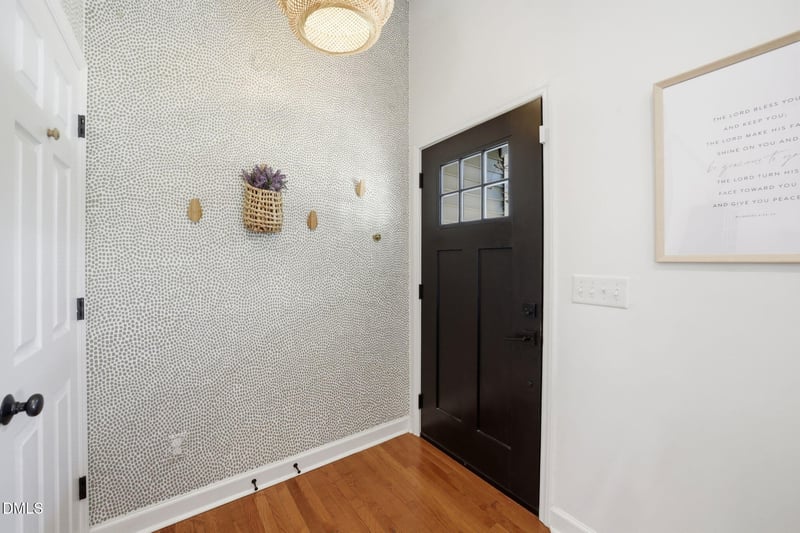 309 Springside Dr, Holly Springs, NC 27540