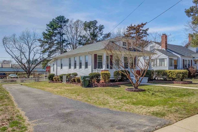 309 W Stallings St, Clayton, NC 27520