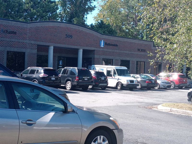 309 W Millbrook Rd #151, Raleigh, NC 27609