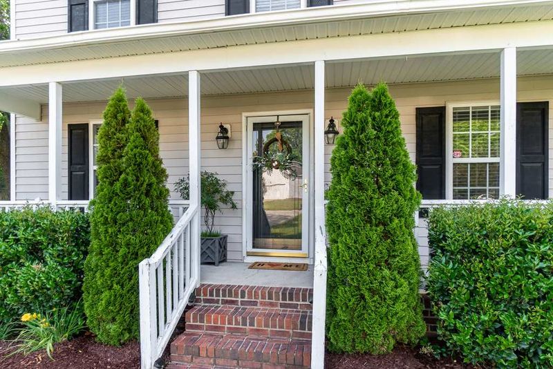 309 Waterford Dr, Clayton, NC 27520