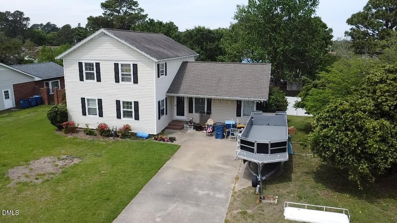 309 Westfield Dr, Dunn, NC 28334