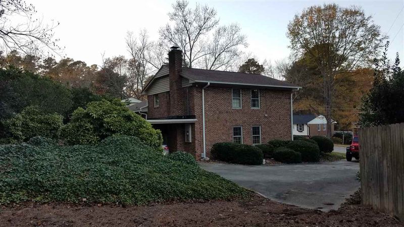 309 Westridge Dr, Raleigh, NC 27609