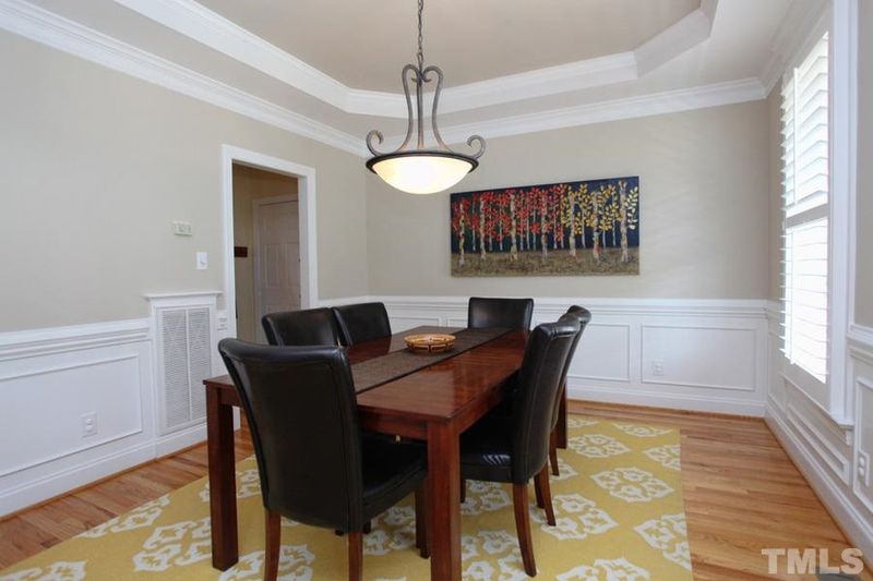 309 Westside Dr, Chapel Hill, NC 27516