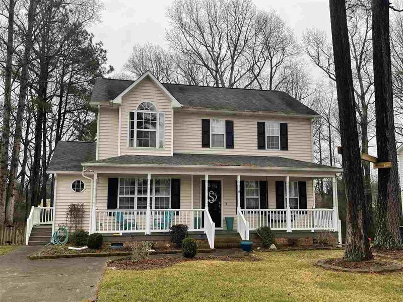 309 Winding Wood Dr, Clayton, NC 27520