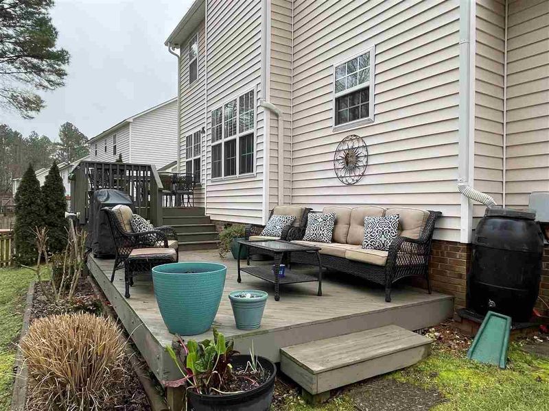 309 Winding Wood Dr, Clayton, NC 27520