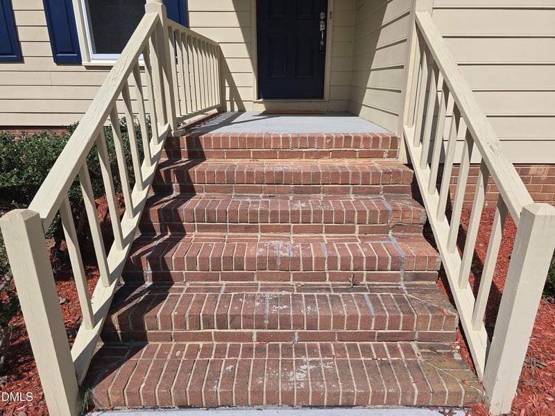 309 Wyatts Pond Ln, Cary, NC 27513