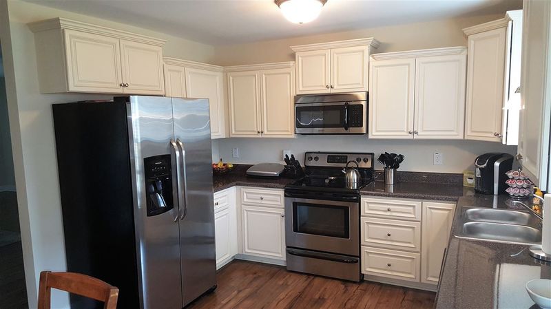 31 Alvis Ct, Fuquay Varina, NC 27526