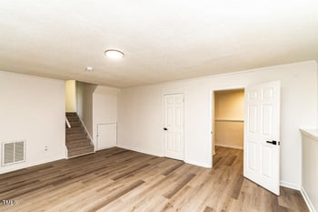 31 Angela Cir, Durham, NC 27703