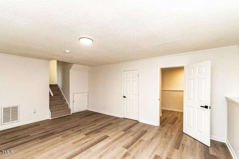31 Angela Cir, Durham, NC 27703