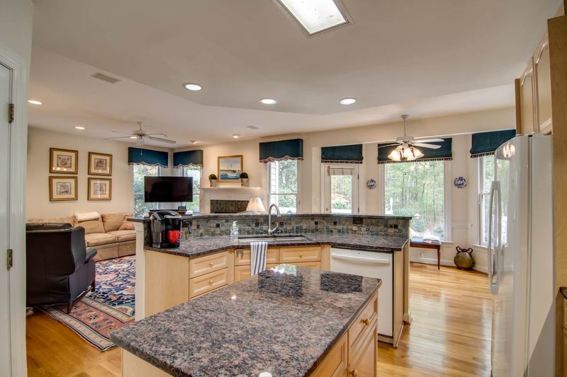 31 Arrowwood Ct, Durham, NC 27712