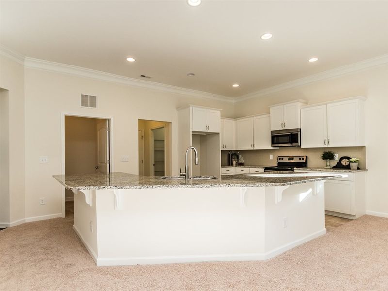 31 Creststone Ct, Clayton, NC 27527