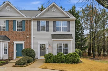 31 Edgebrook Cir, Durham, NC 27703