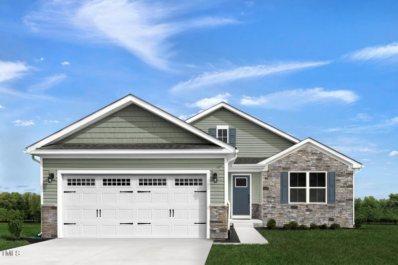 31 Elmwood Ave, Sanford, NC 27330
