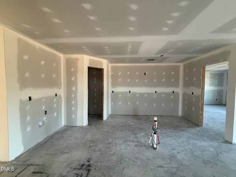 31 Emily Gardens Dr, Selma, NC 27576