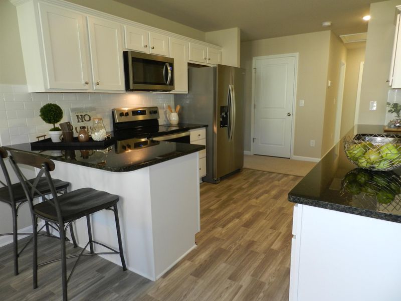 31 Flip Flop Cir, Four Oaks, NC 27524