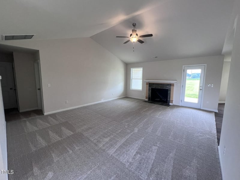 31 Grace Ridge Ct, Benson, NC 27504